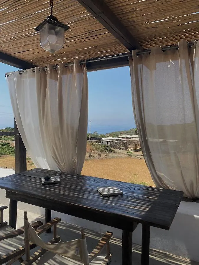 Dammusi Rekale Villa Scauri  Holiday home