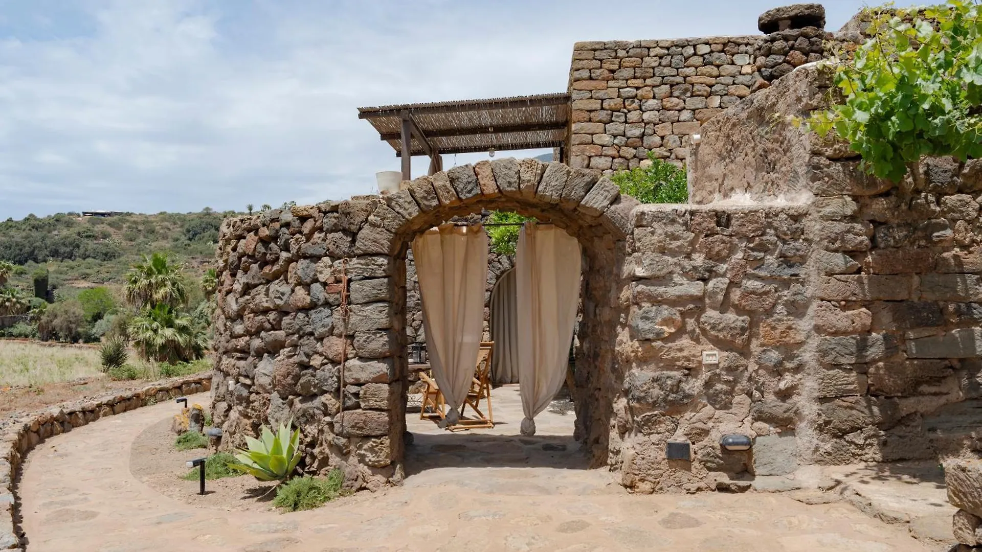 Holiday home Dammusi Rekale Villa Scauri