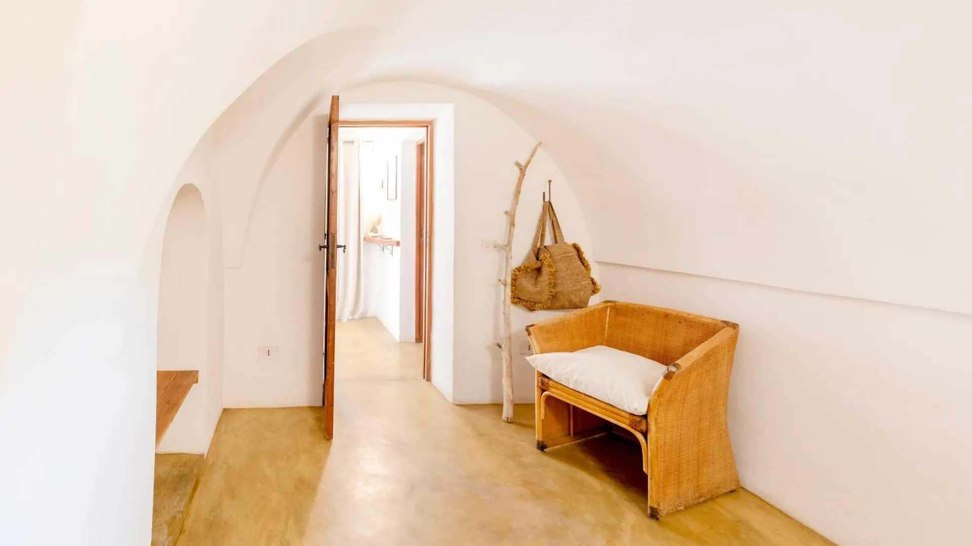 Dammusi Rekale Villa Scauri  Scauri (Sicily)