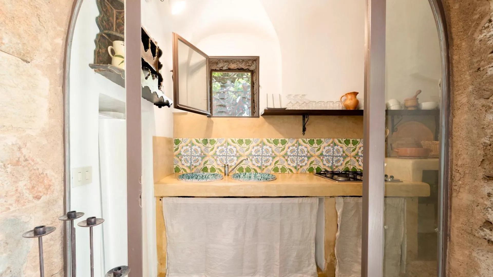 Dammusi Rekale Villa Scauri  0*, Scauri (Sicily) Italy