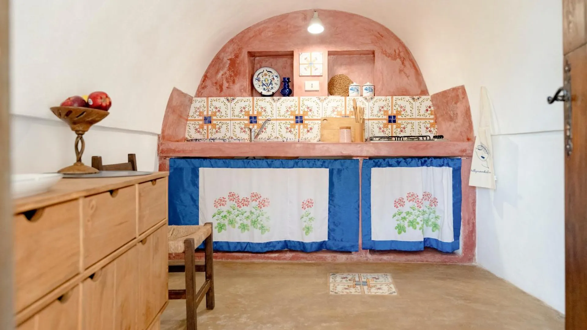 Dammusi Rekale Villa Scauri  Casa vacanze